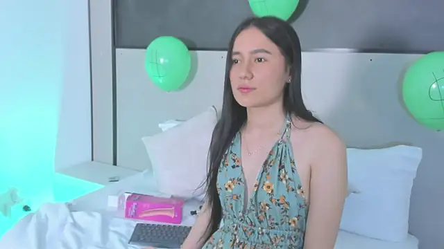 mia slora online show from March 17, 2026, 12:19 pm