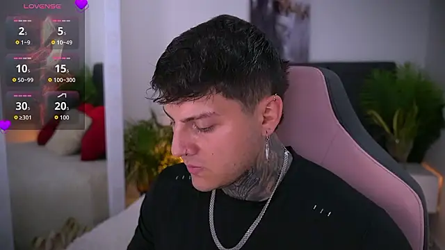 Snapshot of goldenatlasX chatting on February 7, 2026, 7:50 pm goldenatlasX online show from February 7, 2026, 7:50 pm