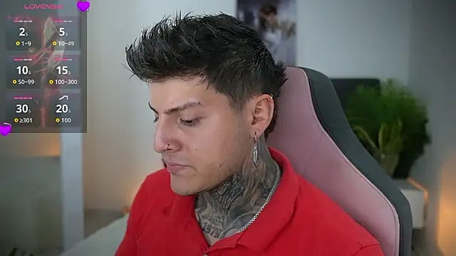 Snapshot of goldenatlasX chatting on February 14, 2026, 6:04 pm goldenatlasX online show from February 14, 2026, 6:04 pm