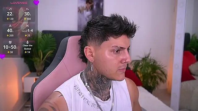 Snapshot of goldenatlasX chatting on February 18, 2026, 6:04 pm goldenatlasX online show from February 18, 2026, 6:04 pm