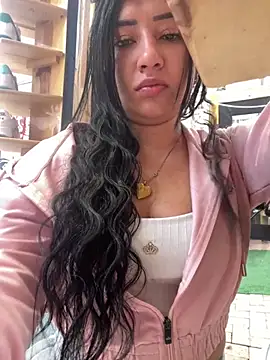 Snapshot of cristal-123 chatting on March 8, 2026, 6:01 pm cristal-123 online show from March 8, 2026, 6:01 pm