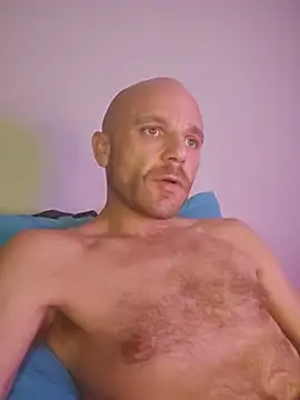 FrankieFuckMe online show from June 3, 2026, 6:02 pm