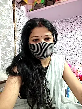 Priyaji7575 online show from March 15, 2026, 11:38 am