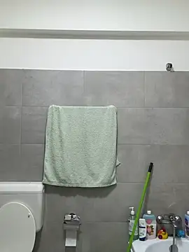 dalia0710 online show from March 6, 2026, 8:05 pm