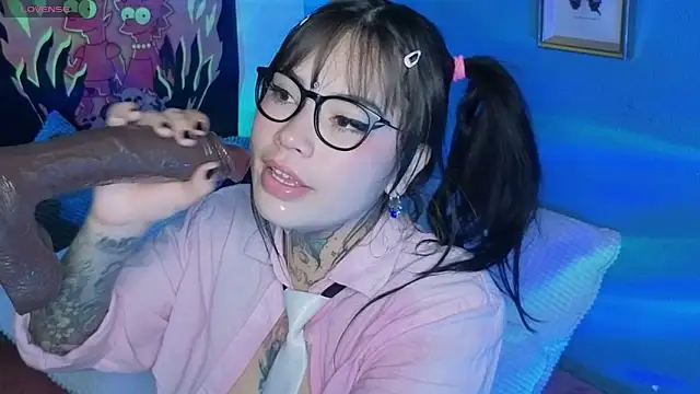 Electra Starkk online show from March 8, 2026, 2:04 am