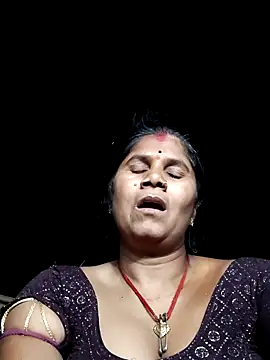 Hot di97 online show from May 19, 2026, 3:40 pm