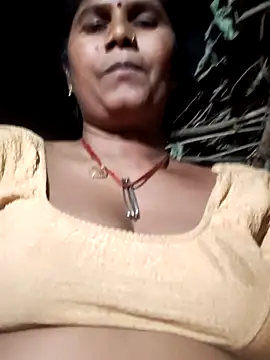 Hot di97 online show from May 25, 2026, 3:18 pm
