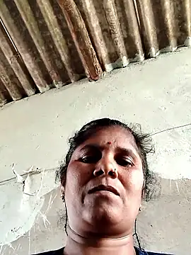 Hot di97 online show from June 1, 2026, 8:49 am