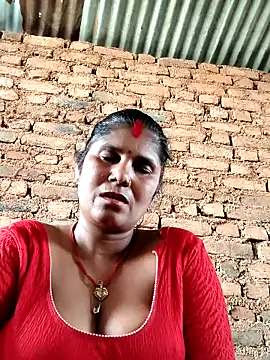 Hot di97 online show from June 17, 2026, 8:06 am