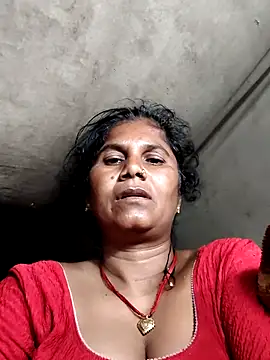 Hot di97 online show from July 23, 2026, 8:07 pm