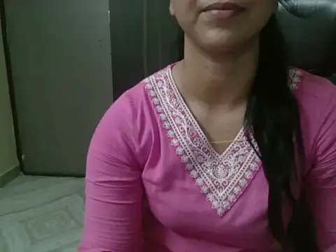 Snapshot of Adaa7 chatting on May 28, 2026, 4:04 pm Adaa7 online show from May 28, 2026, 4:04 pm