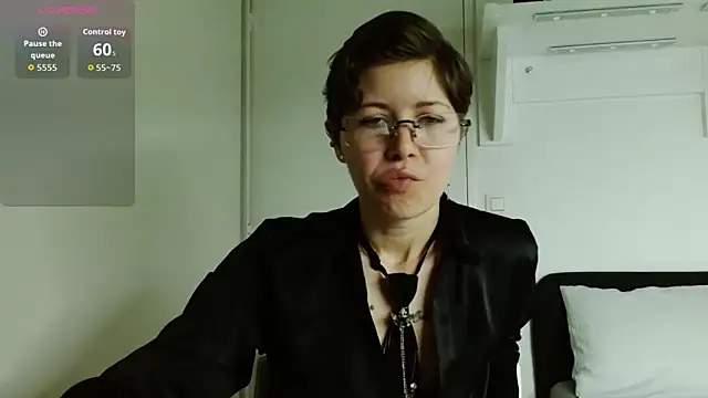 Alexxa XX online show from March 6, 2026, 4:36 pm