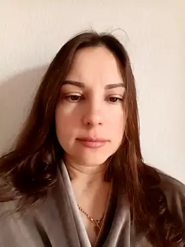 Snapshot of She-Moon chatting on February 27, 2026, 7:30 am She-Moon online show from February 27, 2026, 7:30 am