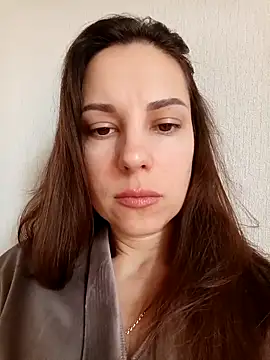 Snapshot of She-Moon chatting on March 2, 2026, 7:37 am She-Moon online show from March 2, 2026, 7:37 am