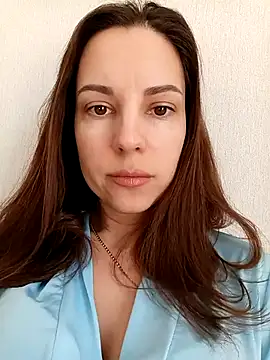 Snapshot of She-Moon chatting on March 8, 2026, 8:07 am She-Moon online show from March 8, 2026, 8:07 am