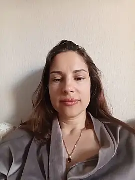 She-Moon online show from June 8, 2026, 4:46 am