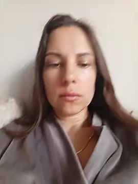 Snapshot of She-Moon chatting on June 29, 2026, 5:46 am She-Moon online show from June 29, 2026, 5:46 am