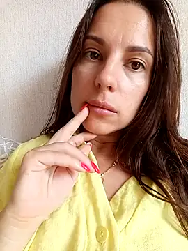 Snapshot of She-Moon chatting on July 20, 2026, 10:50 am She-Moon online show from July 20, 2026, 10:50 am