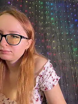 Snapshot of coy_girl_ chatting on February 4, 2026, 11:49 am coy girl online show from February 4, 2026, 11:49 am