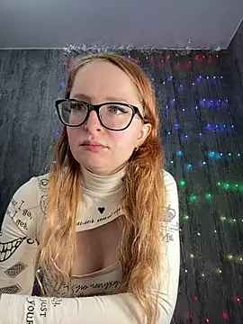 Snapshot of coy_girl_ chatting on February 6, 2026, 12:19 pm coy girl online show from February 6, 2026, 12:19 pm