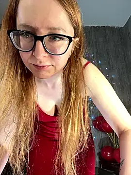 Snapshot of coy_girl_ chatting on February 14, 2026, 11:18 am coy girl online show from February 14, 2026, 11:18 am