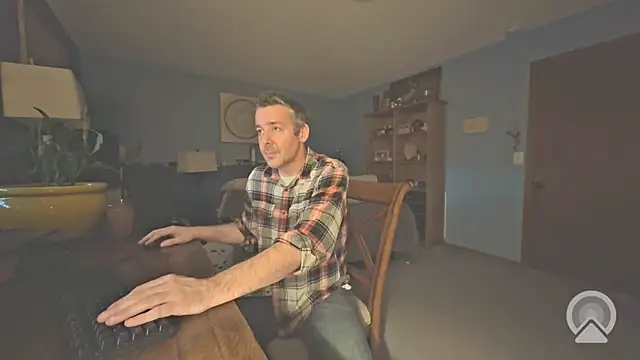 chrisw8140 online show from April 25, 2026, 1:19 am