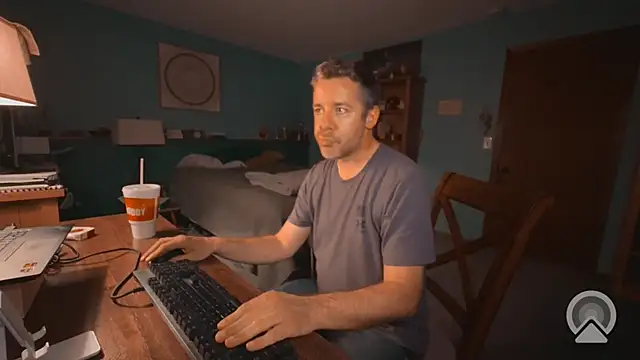 Snapshot of chrisw8140 chatting on July 13, 2026, 4:26 am chrisw8140 online show from July 13, 2026, 4:26 am