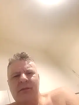 Snapshot of Borgio123 chatting on March 13, 2026, 12:39 am Borgio123 online show from March 13, 2026, 12:39 am