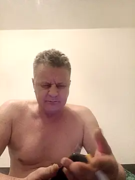 Borgio123 online show from May 10, 2026, 11:54 pm