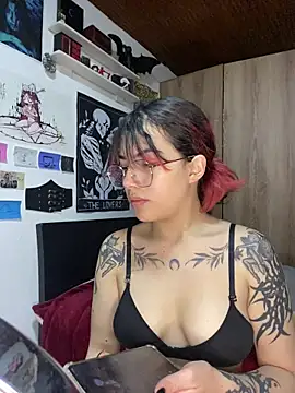 neo vampy online show from February 22, 2026, 10:41 pm