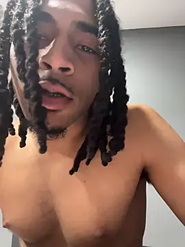 Snapshot of Mellyj053 chatting on April 14, 2026, 6:41 am Mellyj053 online show from April 14, 2026, 6:41 am