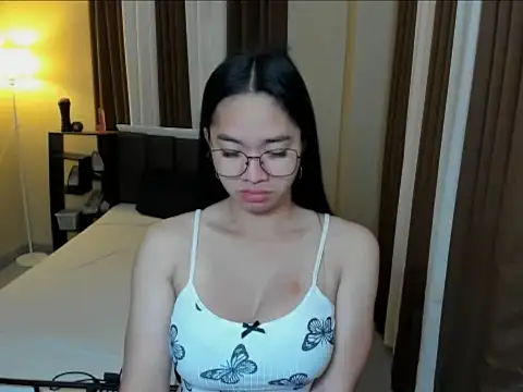 Asian Bigcock Marian online show from April 8, 2026, 9:26 pm
