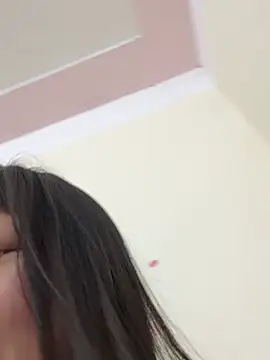 Charlotte-ee online show from March 15, 2026, 3:01 am