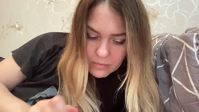 Kalyrex online show from April 6, 2026, 2:29 pm