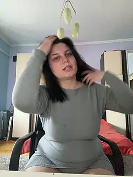 ShappireJoy online show from March 9, 2026, 2:43 pm