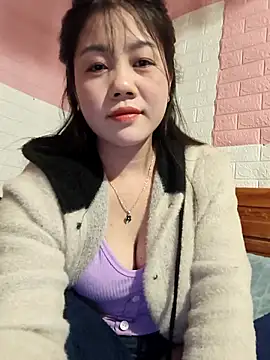 Ngocmai lazdy online show from February 11, 2026, 1:49 pm