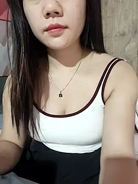 Ngocmai lazdy online show from May 14, 2026, 3:52 pm
