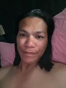 HugeAgatha online show from March 17, 2026, 11:30 pm