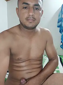 Snapshot of knox_zeque chatting on May 21, 2026, 10:39 pm knox zeque online show from May 21, 2026, 10:39 pm