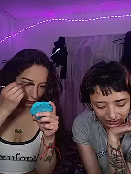 AlexxaAndRileyy online show from June 28, 2026, 4:57 pm