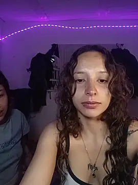 AlexxaAndRileyy online show from June 29, 2026, 4:18 pm