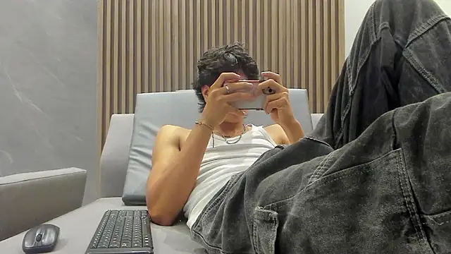 noahx valko online show from March 15, 2026, 5:57 am