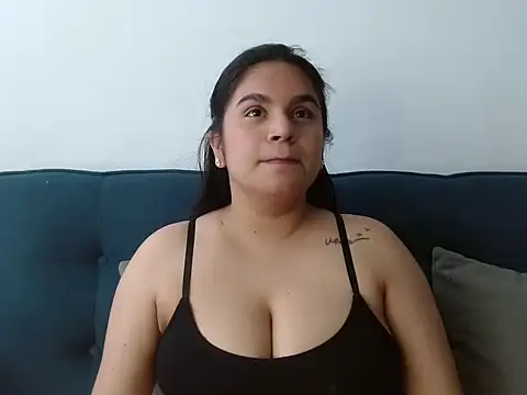 Snapshot of maite_saens1 chatting on May 6, 2026, 7:08 pm maite saens1 online show from May 6, 2026, 7:08 pm