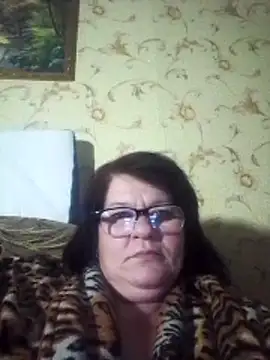 NysiOlsen online show from February 2, 2026, 9:35 pm