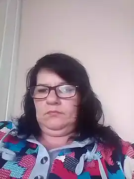 Snapshot of NysiOlsen chatting on May 13, 2026, 11:18 am NysiOlsen online show from May 13, 2026, 11:18 am