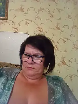 Snapshot of NysiOlsen chatting on August 3, 2026, 4:00 pm NysiOlsen online show from August 3, 2026, 4:00 pm