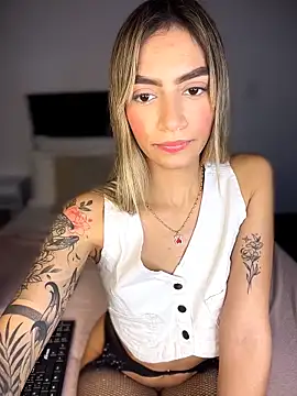 SweetTroubleXXX online show from March 13, 2026, 1:07 pm