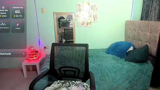 Snapshot of talia_mystic chatting on July 28, 2026, 6:42 pm talia mystic online show from July 28, 2026, 6:42 pm