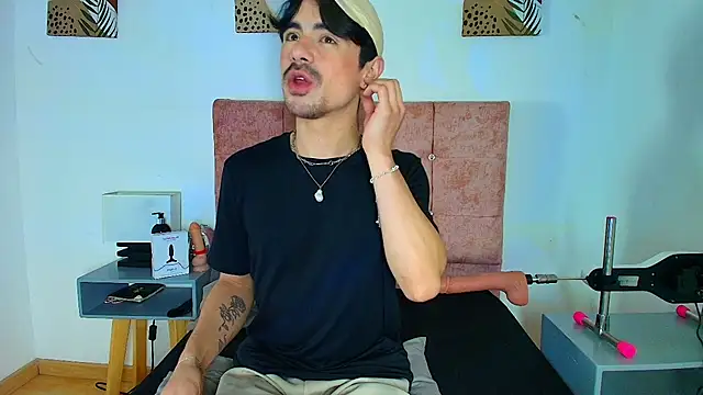 Ethan Briggs  online show from February 6, 2026, 4:06 am