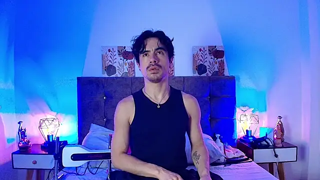 Ethan Briggs  online show from May 13, 2026, 3:37 am